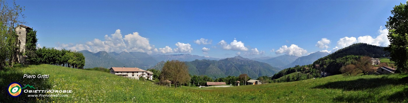 65 Vista panoramica dal Roccolo di Miragolo.jpg